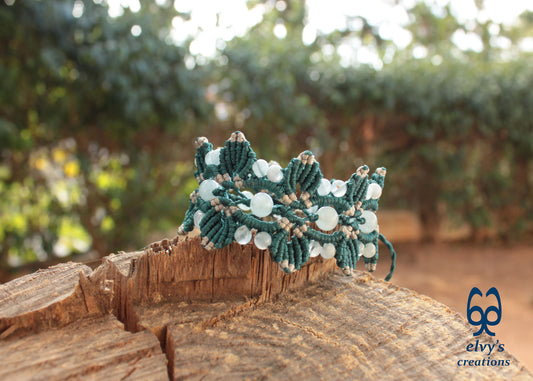 Emerald Green and Silver Macrame Adjustable Bracelet with Aquamarine Healing Gemstones 
